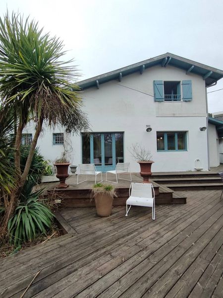 VENTE MAISON DE 4 CHAMBRES AUX ABATILLES ARCACHON