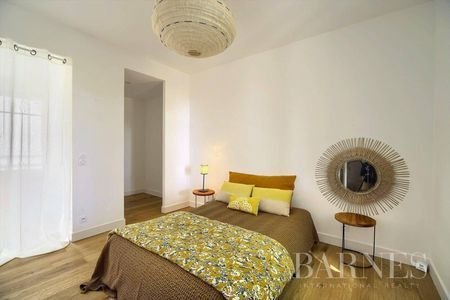 A VENDRE ARCACHON CENTRE VILLE ET GARE MAISON AVEC ASCENSEUR