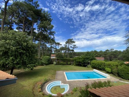 VENTE MAISON AVEC PISCINE SUR LACANAU