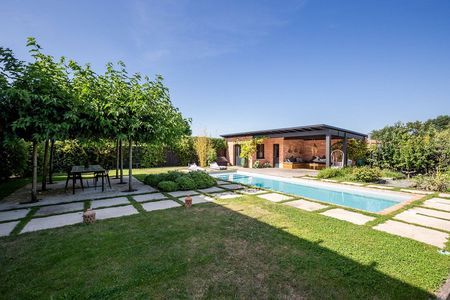 A VENDRE LA TESTE VILLA DE PRESTIGE AVEC PISCINE