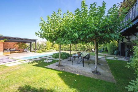 BELLE VILLA AVEC DÉPENDANCE ET PISCINE SALON D'ÉTÉ À VENDRE LA TESTE DE BUCH