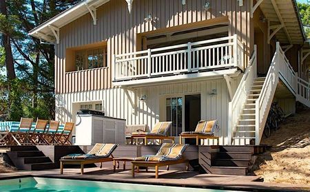 VILLA AVEC PISCINE A VENDRE CENTRE CAP FERRET