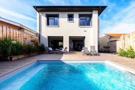 VENTE VILLA 5 PI7CES JARDIN AVEC PISCINE ARCACHON