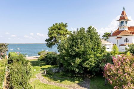 PROPRIÉTÉ PREMIÈRE LIGNE A VENDRE ARCACHON