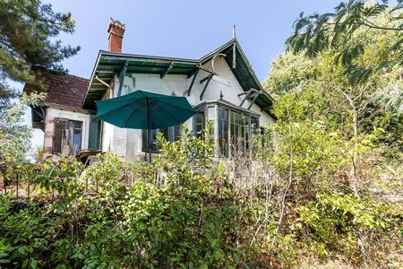 A VENDRE VILLA ARCACHONNAISE AVEC DÉPENDANCES A RÉNOVER VILLE D'HIVER ARCACHON