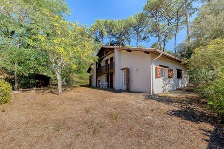 VILLA TRADITIONNELLE A VENDRE MOULLEAU CENTRE