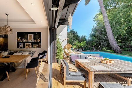 Notre zone d'activité pour ce service A vendre maison d'exception avec piscine