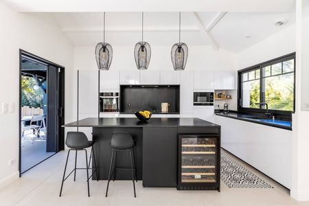 LUXUEUSE VILLA NEUVE AVEC PISCINE A VENDRE ABATILLES PROCHE COMMERCES ARCACHON