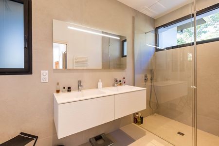 A VENDRE VILLA PRESTATIONS HAUT DE GAMME ABATILLES ARCACHON