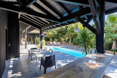 VILLA DE LUXE NEUVE A VENDRE ABATILLES PYLA