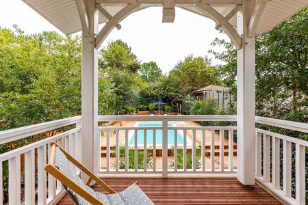 VILLA CONTEMPORAINE AVEC PISCINE A VENDRE PROCHE PYLA SUR MER