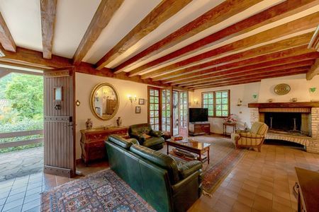 MAISON A VENDRE A RÉNOVER VILLE D'HIVER