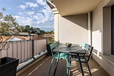 A VENDRE APPARTEMENT EN DERNIER ÉTAGE AVEC TERRASSE ARCACHON