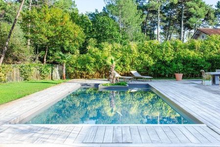 JOLIE VILLA DE PLAIN PIED AVEC PISCINE A VENDRE PETIT PIQUEY