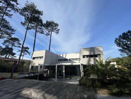 VILLA CONTEMPORAINE À VENDRE PETIT PIQUEY