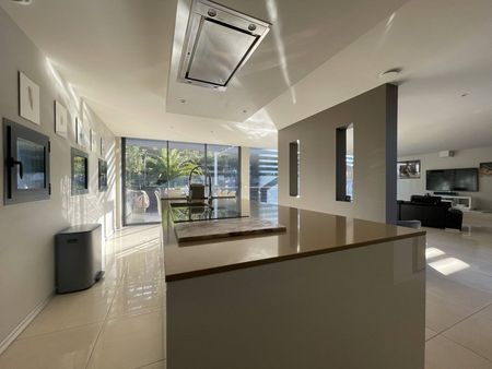 VILLA D'EXCEPTION A VENDRE PETIT PIQUEY