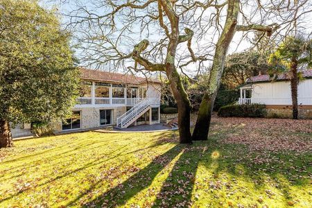 PROPRIÉTÉ A VENDRE A PROXIMITÉ DU MOULLEAU ARCACHON