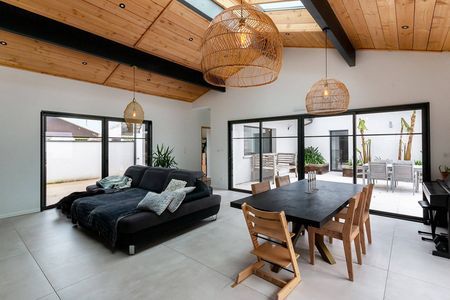 VILLA DE 6 PI7CES A VENDRE LA TESTE