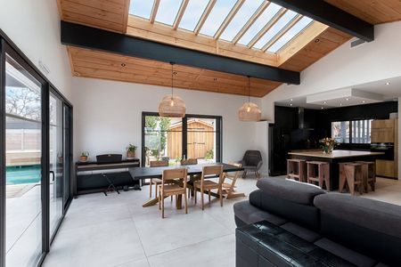 VENTE VILLA CONTEMPORAINE AVEC PISCIINE CENTRE LA TESTE