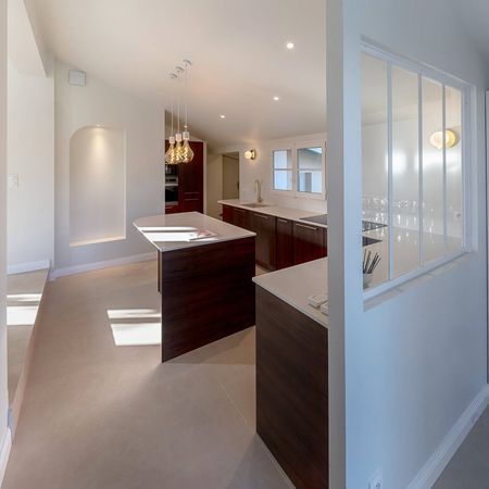 VILLA DE CHARME AVEC PISCINE A VENDRE LA HUME