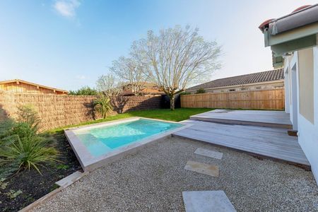 VILLA 5 PIÈCES JARDIN PISCINE A VENDRE PROCHE PORT DE LA HUME