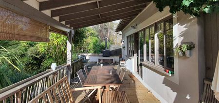 VILLA DE CHARME A VENDRE EN BORDURE DE CANAL CAZAUX LA TESTE