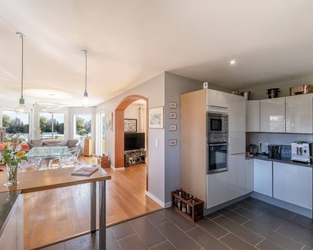 VENTE VILLA FAMILIALE DE 4 CHAMBRES CENTRE VILLE LA TESTE