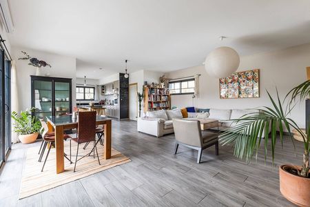 VILLA NEUVE DE PLAIN PIED A VENDRE PROCHE GOLF D'ARCACHON