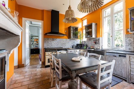 A VENDRE VILLE D'HIVER BELLE PROPRIÉTÉ EN PARFAIT ÉTAT CUISINE EQUIPEE VILLE D'HIVER