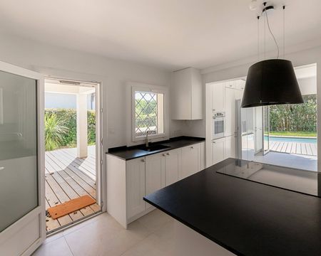 VILLA 7 PIÈCES A VENDRE AUX ABATILLES ARCACHON