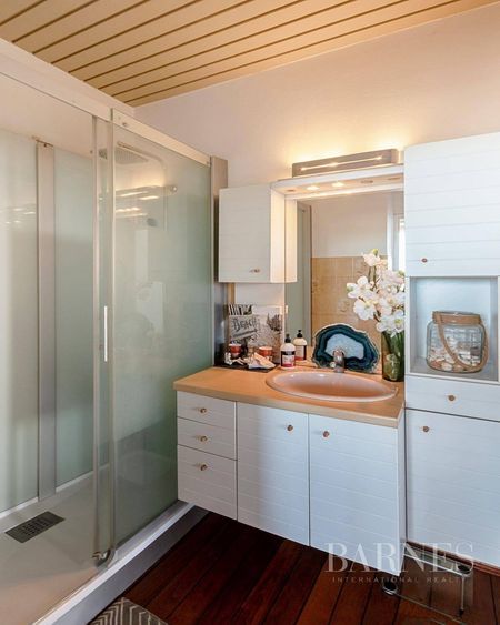 A VENDRE APPARTEMENT AVEC VUE BASSIN D'ARCACHON 2 CHAMBRES ET CENTRE VILLE À PIEDS