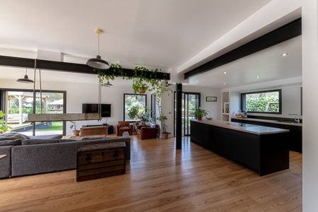 VILLA PLAIN PIED DE 6 PI7CES A VENDRE LA TESTE