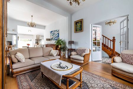 Villa Arcachonnaise rénovée à vendre