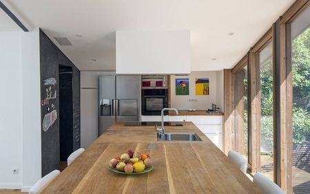 GRANDE VILLA AVEC PISCINE A VENDRE SECTEUR ABATILLES SUR ARCACHON