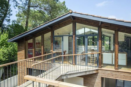 VILLA ATYPIQUE A VENDRE AUX ABATILLES ARCACHON