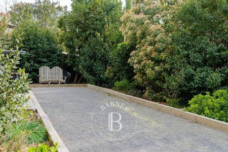 VILLA A VENDRE TERRAIN DE PETANQUE JANE DE BOY CLAOUEY