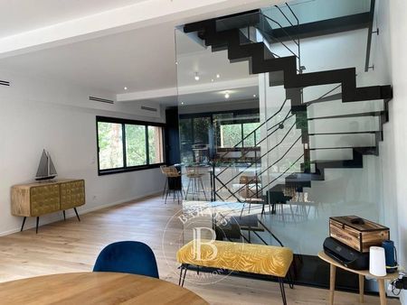 VILLA NEUVE EN BOIS A VENDRE PROCHE PLAGE PYLA SUR MER