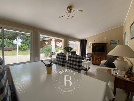 VILLA DE 4 PIÈCES A VENDRE CENTRE CAP FERRET