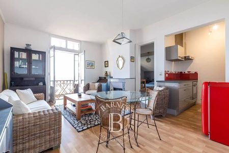 APPARTEMENT AVEC BALCON A VENDRE EN VILLE D'HIVER A ARCACHON