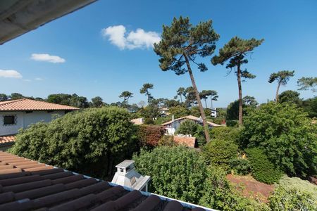 VILLA FAMILIALE A VENDRE EN TROISIÈME LIGNE PYLA SUR MER