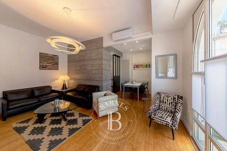 MAISON DE VILLE RENOVEE A VENDRE ARCACHON CENTRE