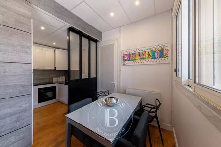 A VENDRE PROCHE PLAGE ARCACHON MAISON DE VILLE