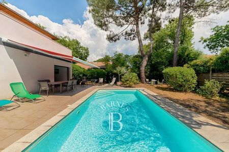 VILLA AVEC PISCINE A VENDRE ARCACHON