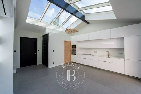 VILLA NEUVE 6 PIÈCES A VENDRE PROCHE GOLF LA TESTE