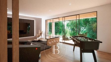 VILLA AVEC SALLE DE JEUX A VENDRE ABATILLES ARCACHON