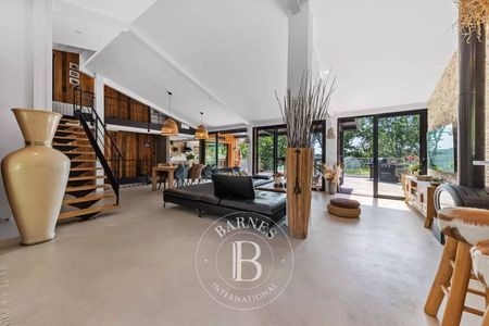 JOLIE VILLA FAMILIALE A VENDRE VUE PANORAMIQUE FORET PYLA SUR MER