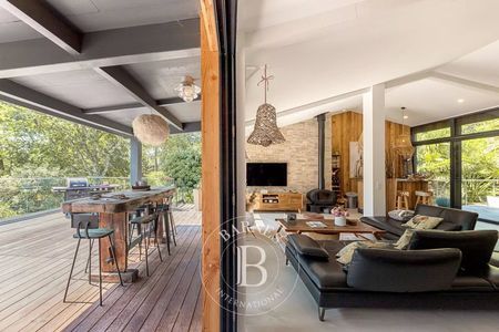 VILLA DEUX TERRASSES PANORAMIQUES A VENDRE PYLA SUR MER