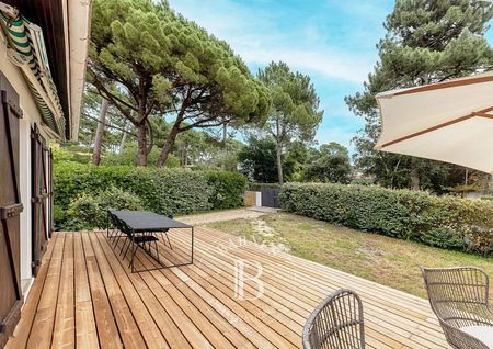 VILLA SUR BELLE PARCELLE A VENDRE PYLA SUR MER