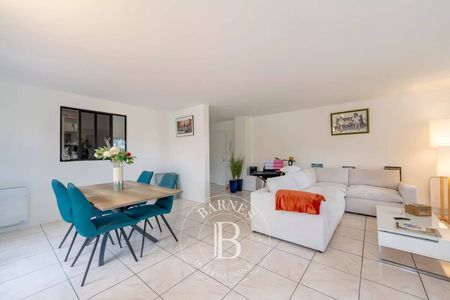 APPARTEMENT DERNIER ÉTAGE A VENDRE SECTEUR PEREIRE ARCACHON