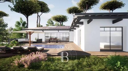 VILLA GAUME A RÉNOVER PLAGE A PIEDS CERCLE DE VOILE DU PYLA SUR MER